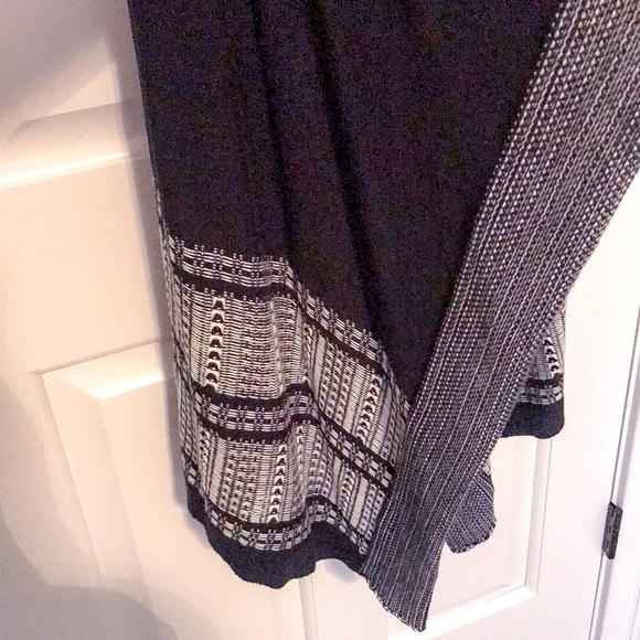 The Limited Long Knit Vest - Picture 3 of 5